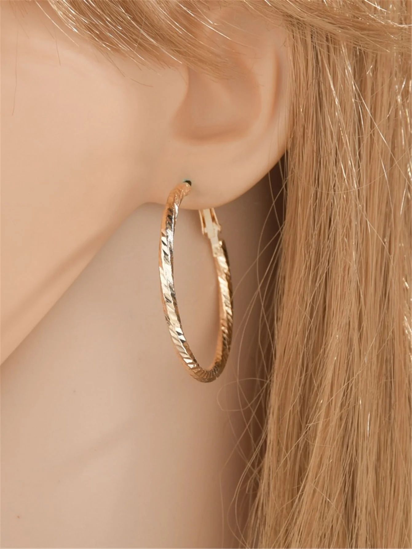 8 Pack Round Hoop Earrings - Image 6